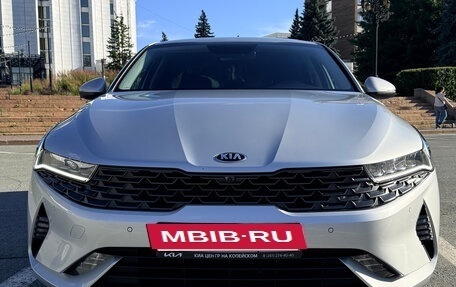 KIA K5, 2021 год, 2 900 000 рублей, 6 фотография