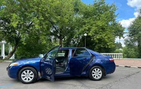 Toyota Camry, 2008 год, 700 000 рублей, 2 фотография