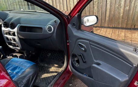 Renault Logan I, 2009 год, 250 000 рублей, 3 фотография