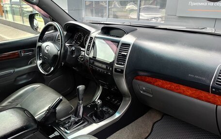 Toyota Land Cruiser Prado 120 рестайлинг, 2006 год, 1 435 000 рублей, 6 фотография