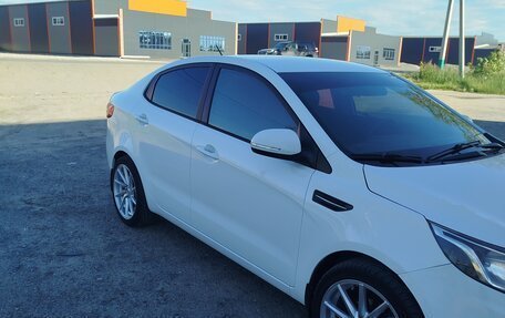 KIA Rio III рестайлинг, 2013 год, 795 000 рублей, 3 фотография