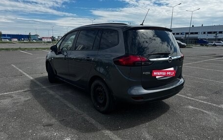 Opel Zafira C рестайлинг, 2012 год, 770 000 рублей, 4 фотография