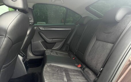 Skoda Octavia, 2018 год, 2 300 000 рублей, 10 фотография