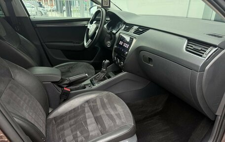 Skoda Octavia, 2018 год, 2 300 000 рублей, 11 фотография