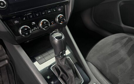 Skoda Octavia, 2018 год, 2 300 000 рублей, 18 фотография