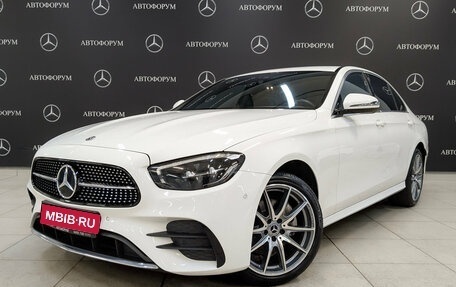 Mercedes-Benz E-Класс, 2022 год, 5 635 000 рублей, 1 фотография