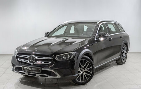 Mercedes-Benz E-Класс, 2020 год, 4 395 000 рублей, 1 фотография