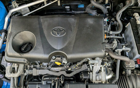 Toyota RAV4, 2020 год, 2 995 000 рублей, 9 фотография