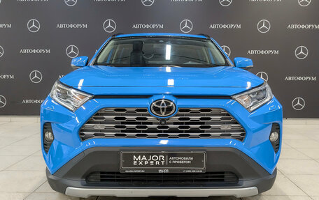 Toyota RAV4, 2020 год, 2 995 000 рублей, 2 фотография