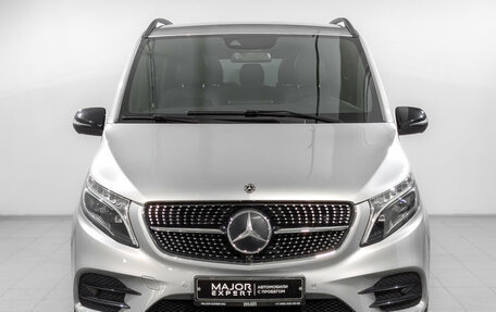Mercedes-Benz V-Класс, 2022 год, 6 620 000 рублей, 2 фотография