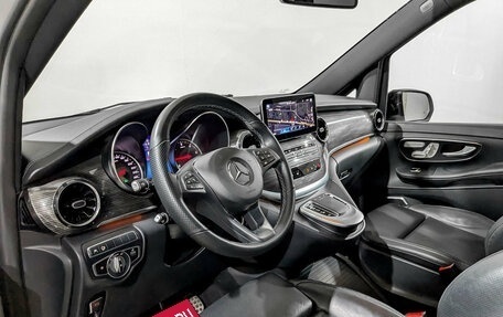 Mercedes-Benz V-Класс, 2022 год, 6 620 000 рублей, 15 фотография