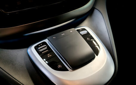Mercedes-Benz V-Класс, 2022 год, 5 450 000 рублей, 23 фотография
