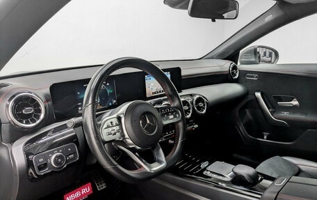 Mercedes-Benz CLA, 2021 год, 3 290 000 рублей, 16 фотография