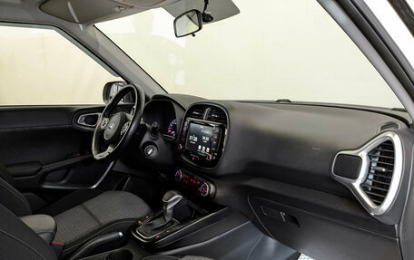 KIA Soul III, 2021 год, 2 000 000 рублей, 11 фотография