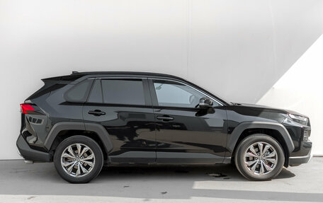 Toyota RAV4, 2024 год, 3 920 000 рублей, 4 фотография
