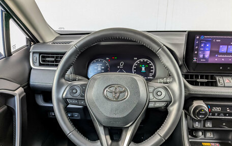 Toyota RAV4, 2024 год, 3 920 000 рублей, 22 фотография