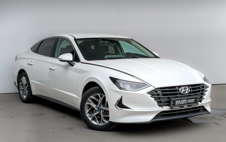 Hyundai Sonata VIII, 2020 год, 1 990 000 рублей, 3 фотография
