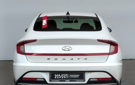 Hyundai Sonata VIII, 2020 год, 1 990 000 рублей, 6 фотография