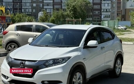 Honda Vezel, 2014 год, 1 255 000 рублей, 3 фотография