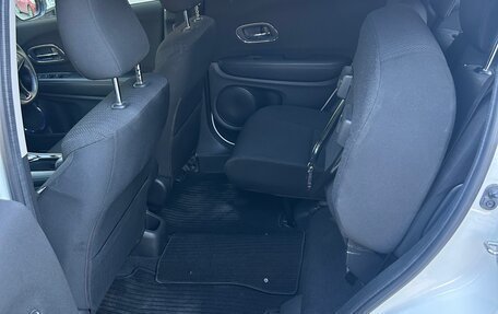Honda Vezel, 2014 год, 1 255 000 рублей, 9 фотография