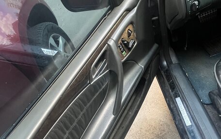 Mercedes-Benz E-Класс, 1999 год, 380 000 рублей, 4 фотография