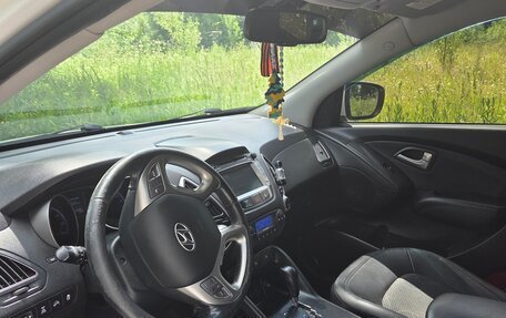 Hyundai ix35 I рестайлинг, 2012 год, 1 250 000 рублей, 4 фотография