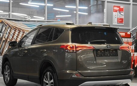 Toyota RAV4, 2016 год, 1 999 000 рублей, 4 фотография