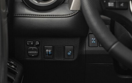 Toyota RAV4, 2016 год, 1 999 000 рублей, 16 фотография