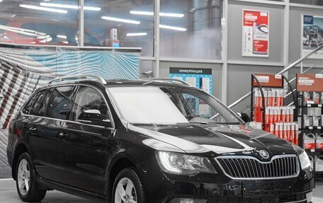 Skoda Superb III рестайлинг, 2013 год, 1 349 000 рублей, 3 фотография