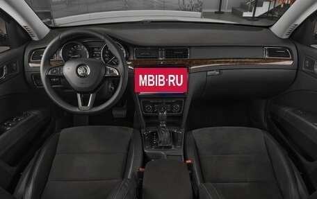 Skoda Superb III рестайлинг, 2013 год, 1 349 000 рублей, 9 фотография