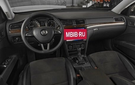 Skoda Superb III рестайлинг, 2013 год, 1 349 000 рублей, 8 фотография