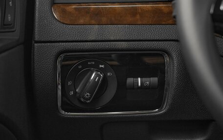 Skoda Superb III рестайлинг, 2013 год, 1 349 000 рублей, 13 фотография