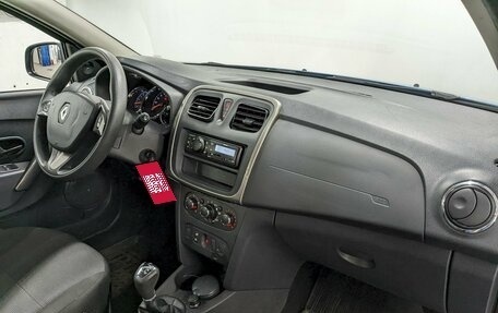 Renault Sandero II рестайлинг, 2015 год, 730 000 рублей, 18 фотография