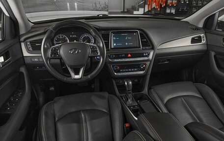 Hyundai Sonata VII, 2019 год, 1 499 000 рублей, 7 фотография