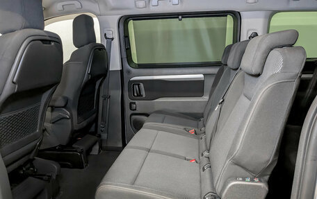 Peugeot Traveller I, 2021 год, 2 970 000 рублей, 12 фотография