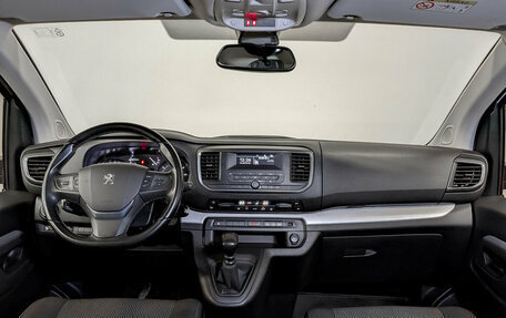 Peugeot Traveller I, 2021 год, 2 970 000 рублей, 14 фотография