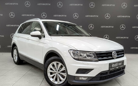Volkswagen Tiguan II, 2018 год, 2 615 000 рублей, 3 фотография