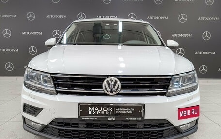 Volkswagen Tiguan II, 2018 год, 2 615 000 рублей, 2 фотография