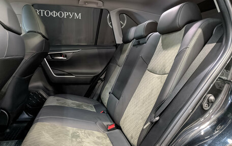 Toyota RAV4, 2025 год, 4 050 000 рублей, 18 фотография