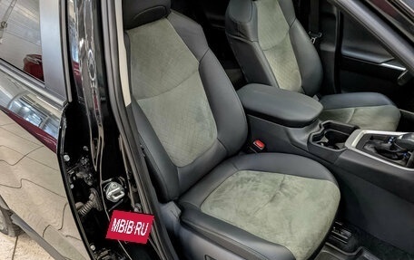 Toyota RAV4, 2025 год, 4 050 000 рублей, 24 фотография