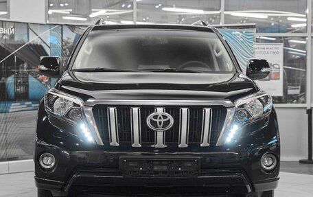 Toyota Land Cruiser Prado 150 рестайлинг 2, 2017 год, 3 499 000 рублей, 2 фотография