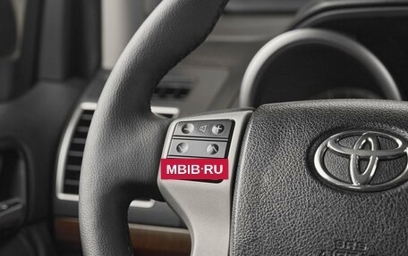 Toyota Land Cruiser Prado 150 рестайлинг 2, 2017 год, 3 499 000 рублей, 11 фотография