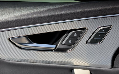 Audi Q7, 2023 год, 8 990 000 рублей, 22 фотография