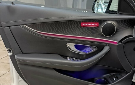 Mercedes-Benz E-Класс, 2022 год, 5 635 000 рублей, 19 фотография