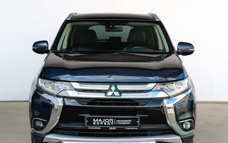 Mitsubishi Outlander III рестайлинг 3, 2016 год, 1 999 000 рублей, 2 фотография