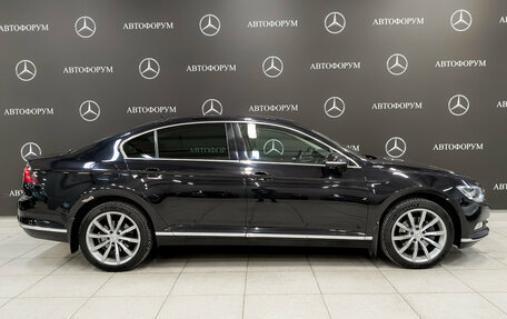 Volkswagen Passat B8 рестайлинг, 2018 год, 1 821 000 рублей, 4 фотография