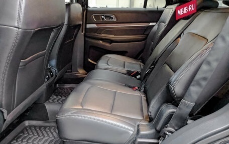 Ford Explorer VI, 2018 год, 3 500 000 рублей, 18 фотография
