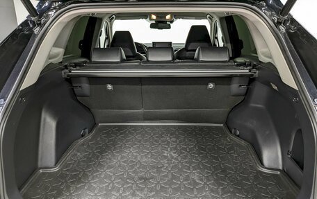 Toyota RAV4, 2021 год, 3 590 000 рублей, 10 фотография