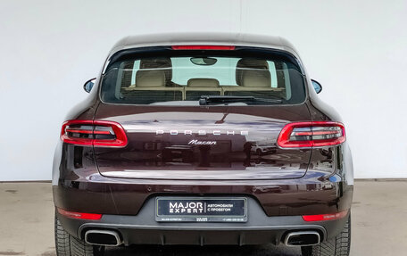 Porsche Macan I рестайлинг, 2017 год, 3 330 000 рублей, 6 фотография