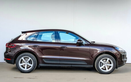 Porsche Macan I рестайлинг, 2017 год, 3 330 000 рублей, 4 фотография